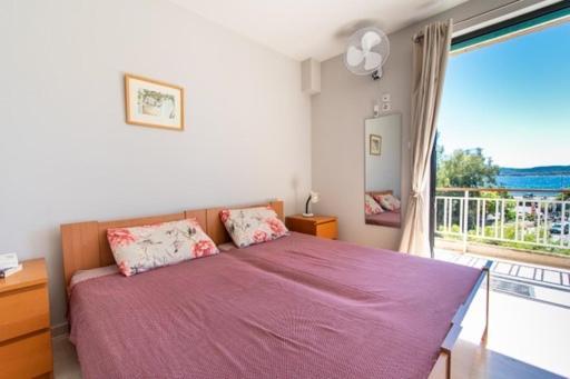 Lavish & Spacious Apt With Stunning Seaview, 10 Min Ath Airport 阿特米达 外观 照片