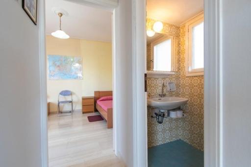 Lavish & Spacious Apt With Stunning Seaview, 10 Min Ath Airport 阿特米达 外观 照片